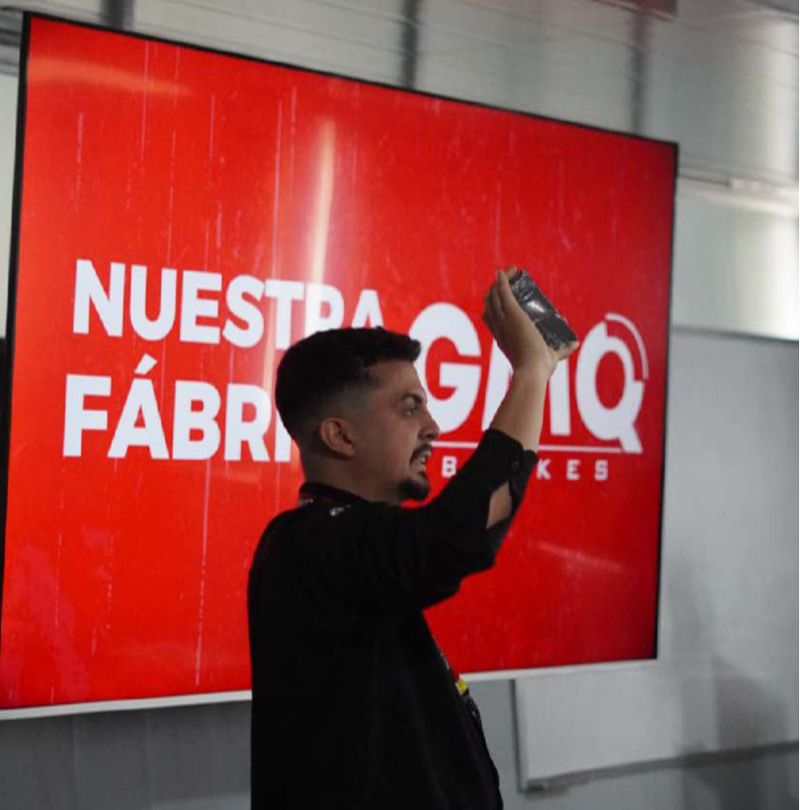 Presentación de la fábrica GMQ