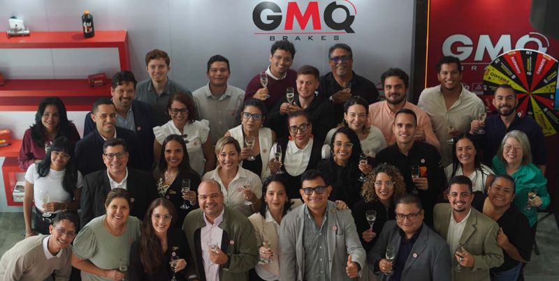 Brindis del equipo GMQ